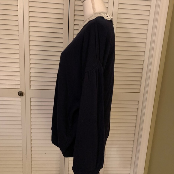 J. Crew Dark Navy Knit Top with White Lace Collar & Wrists Size XXL - Picture 7 of 11